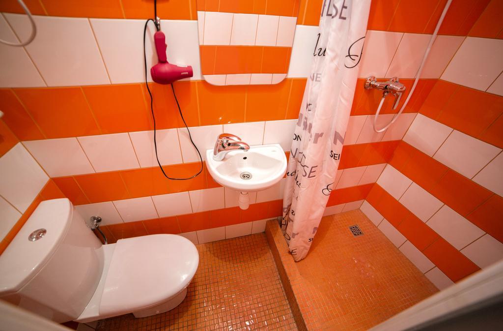 Mini Apartment On Rappoporta 7A-3 Львов Экстерьер фото